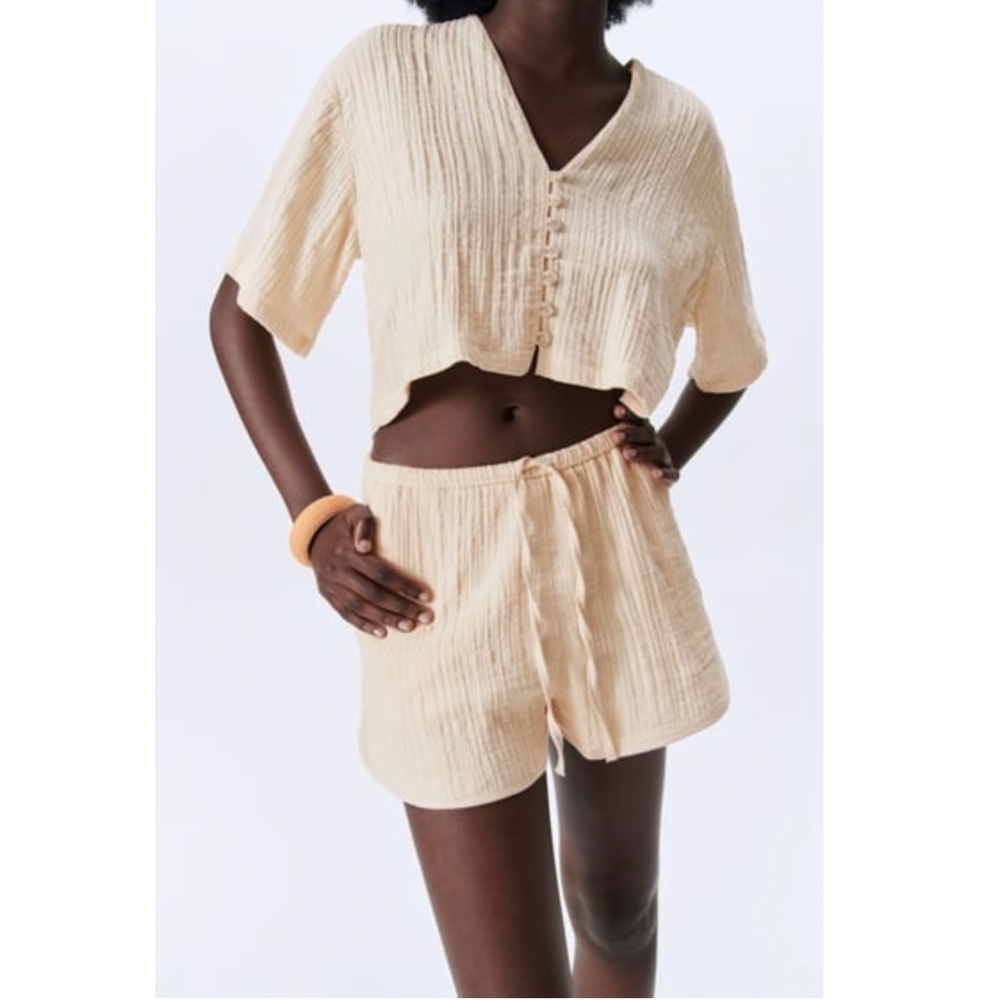 Zara butter top and shorts set Size S M